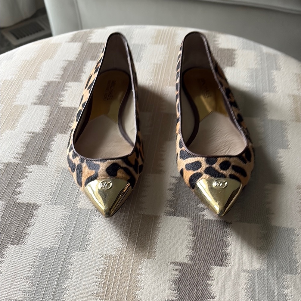MICHAEL Michael Kors Brown and Gold Flats with Chevron Design